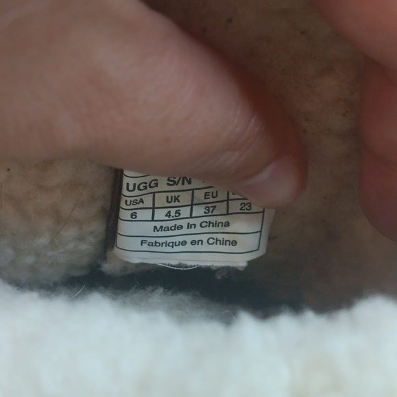 UGG Women's Brown Shearling-Lined Boots Size 6 - Picture 9 of 10